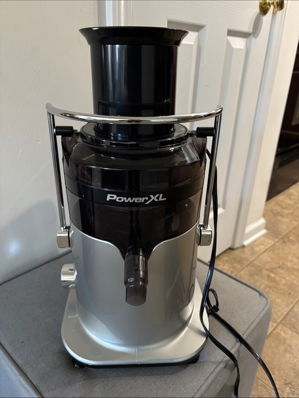 Silver and Black Centrifugal Juicer